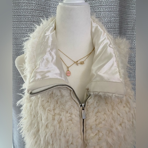 Women Teddy Zipper Vest Size Small NWT - Picture 4 of 9